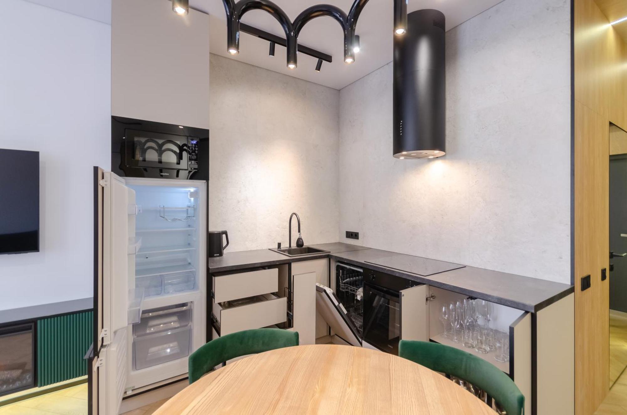 Petrovdom 2-76 Luxury Living In Rc Pechersk Plaza Kiev Buitenkant foto